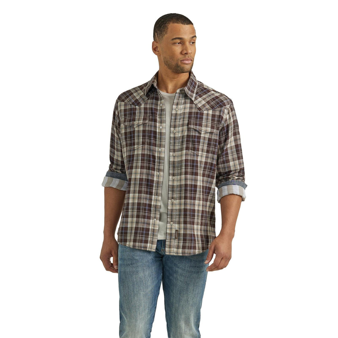 Premium Modern Fit Shirt from Wrangler
