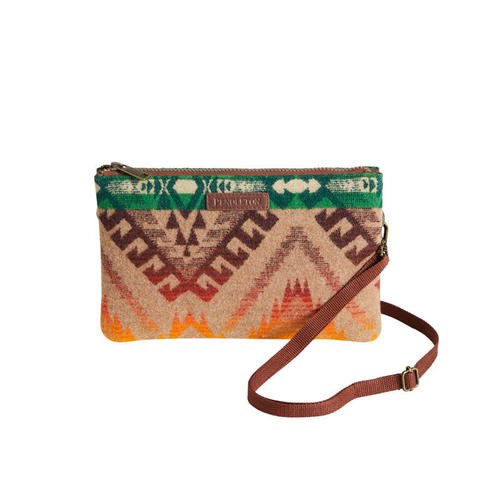 Sawtooth Mountain Large Three Pocket Keeper from Pendleton