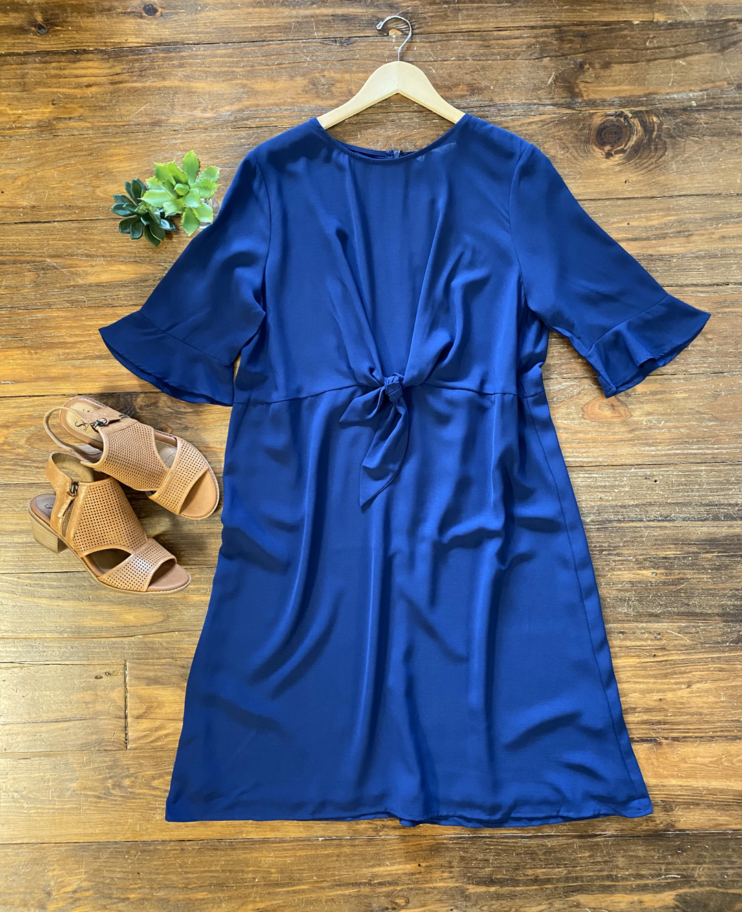 Ruffle Sleeve Knot Front Dress (Extended Sizing)