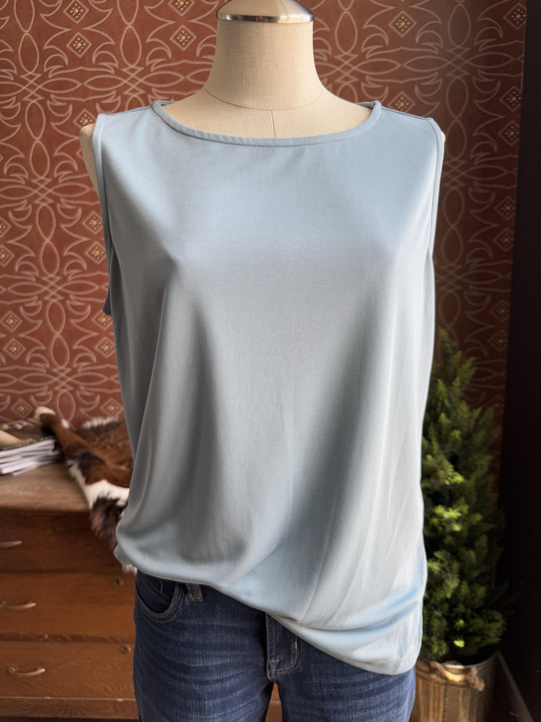 Sleeveless Cool Effects Tank from Mulitples