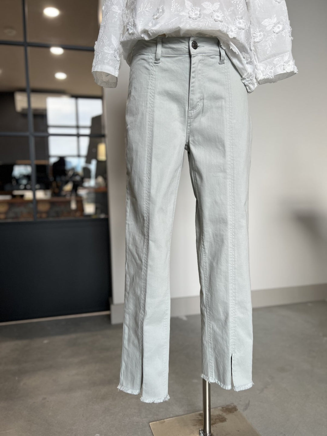 Center Seam White Ankle Denim from Multiples