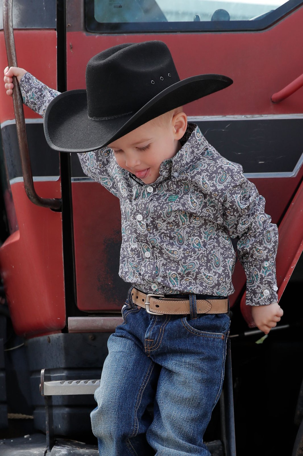 Classic Fit Print Woven from Cinch
