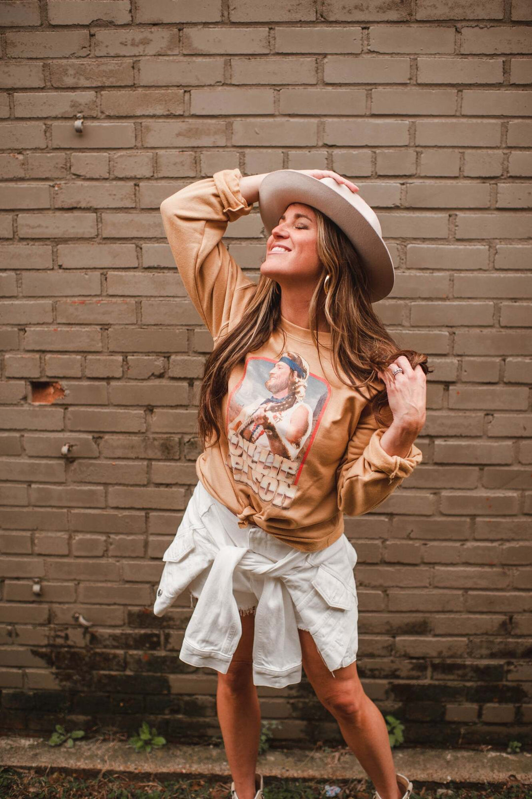 "Willie Guitar" Sweatshirt