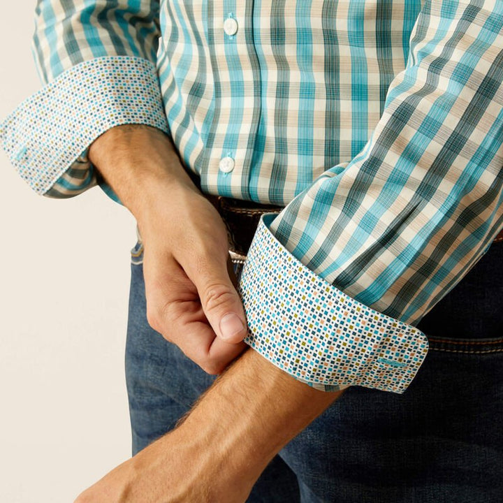 Wrinkle Free Gordie Fitted Shirt from Ariat