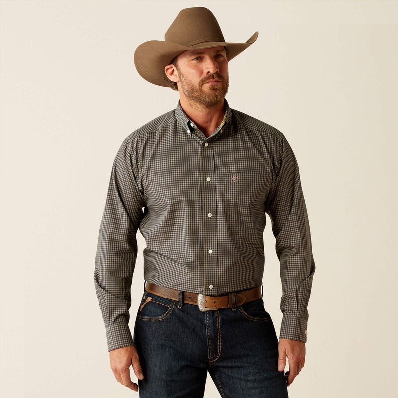 Wrinkle Free Ferris Classic Fit Shirt from Ariat - High Call Outfitters