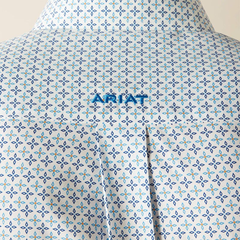 Wrinkle Free Baker Classic Shirt from Ariat