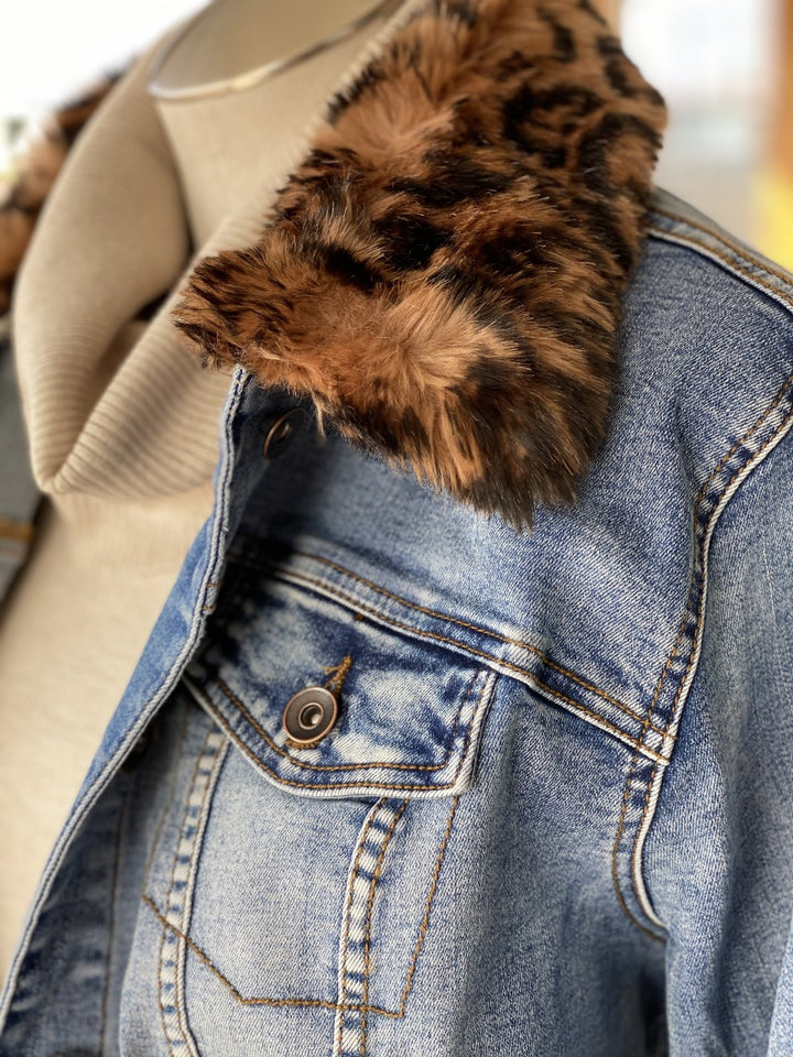 Jean Jacket with Removable Fur Collar from Tribal
