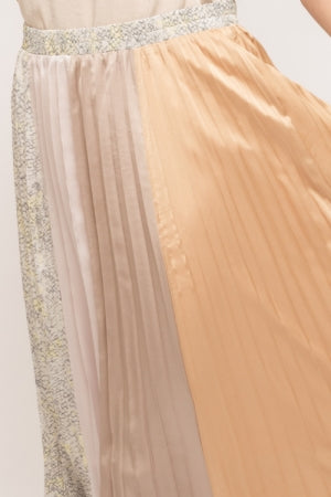 Pleated Color Block Skirt from Mystree