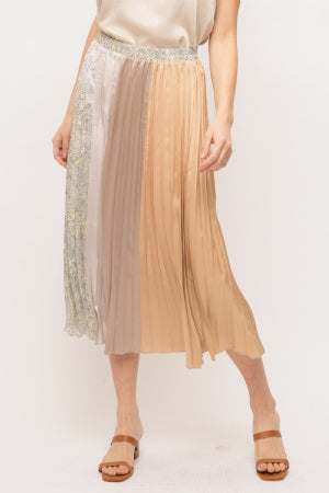 Pleated Color Block Skirt from Mystree
