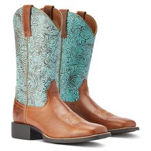 Round Up Wide Square Toe from Ariat