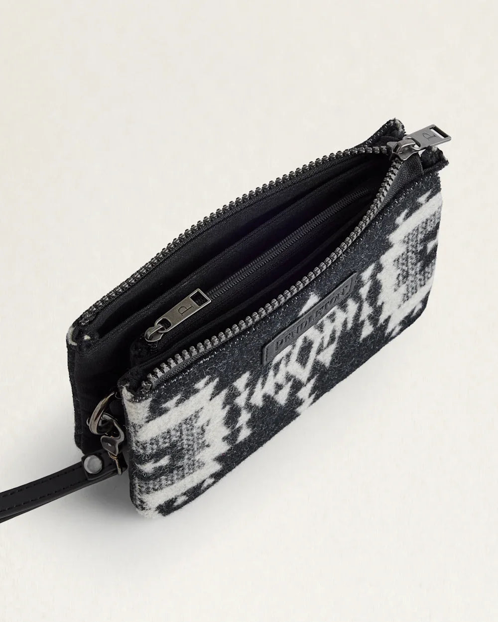 Rock Point Three Pocket Keeper from Pendleton