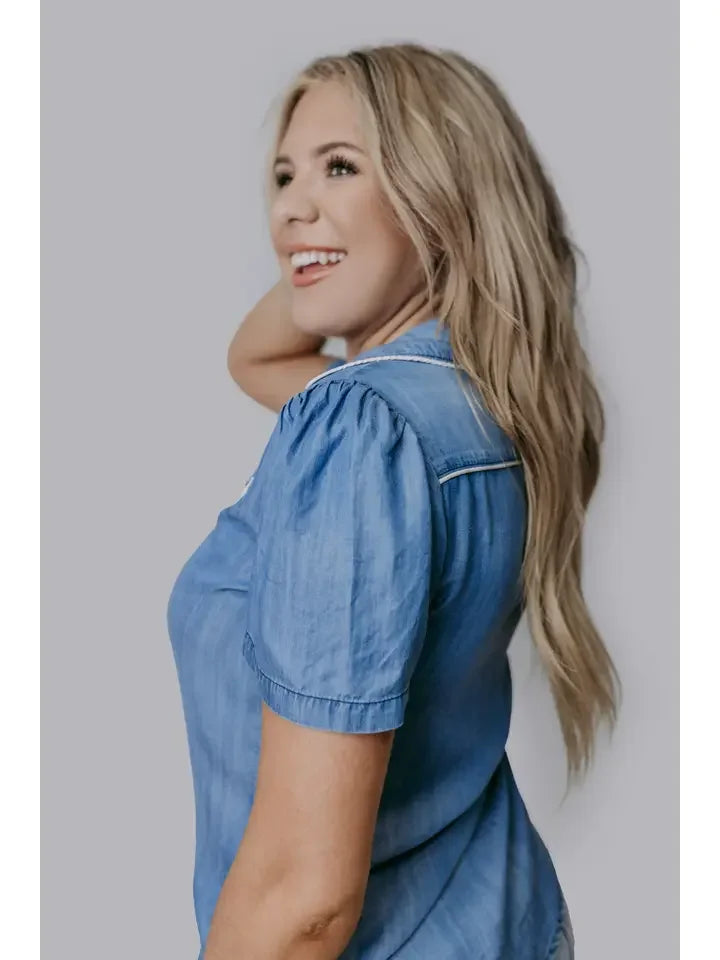 Smiley Pocket Tencel Top