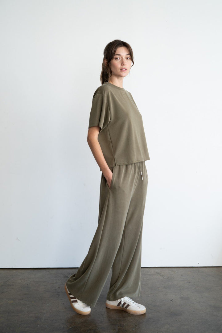 Wide Leg Comfy Pant