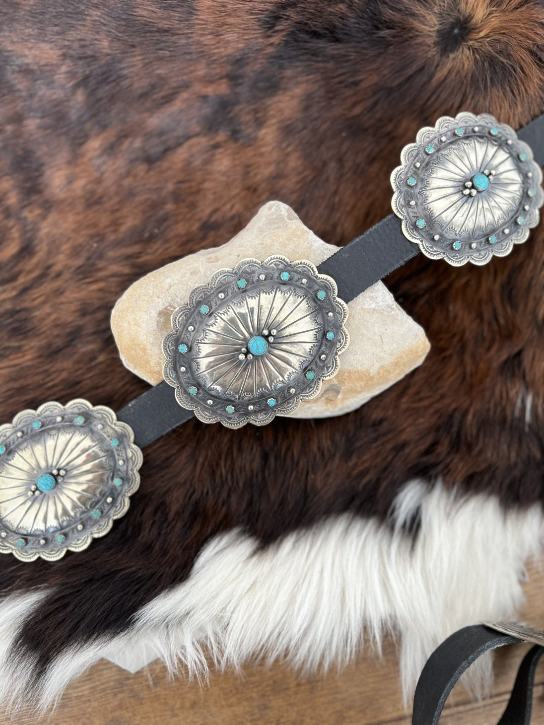 Oval Scallop Navajo Hand Engraved Concho Belt
