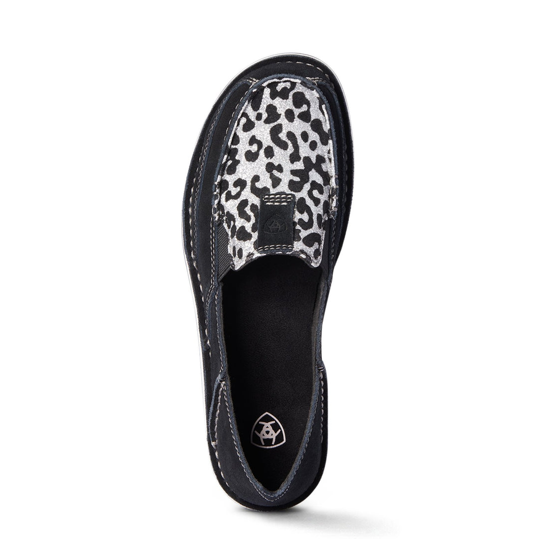 Cruiser Silver Leopard from Ariat