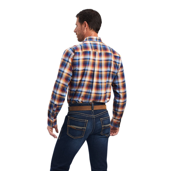 Nigel Stretch Classic Fit Shirt from Ariat