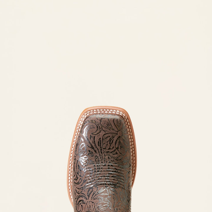 Frontier Farrah from Ariat