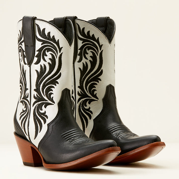 Antonia from Ariat