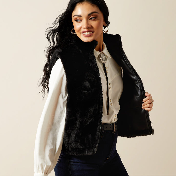 Echo Reversible Vest from Ariat