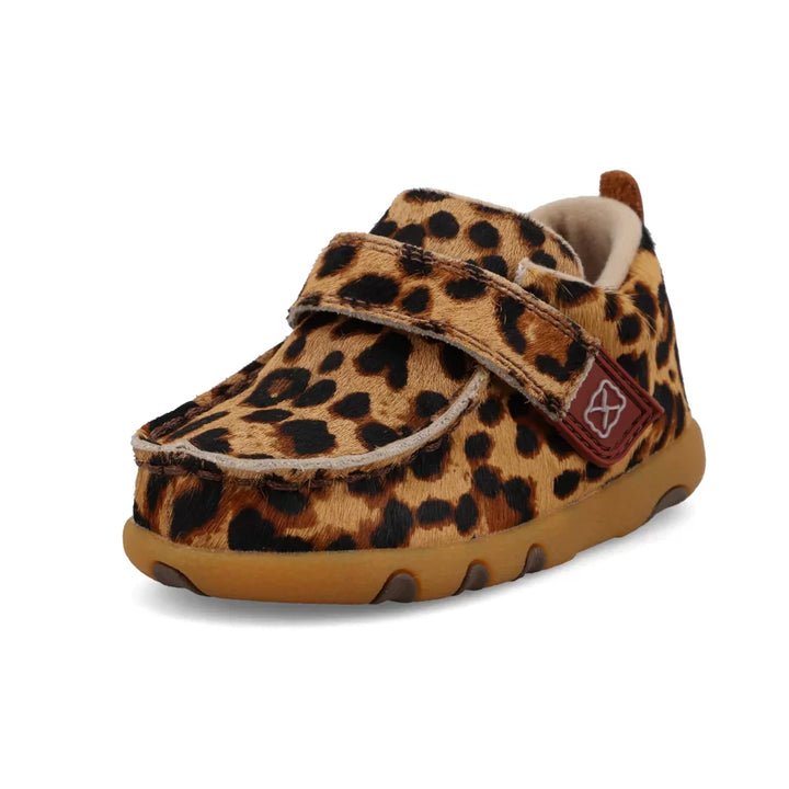 Infant Leopard Driving Moc