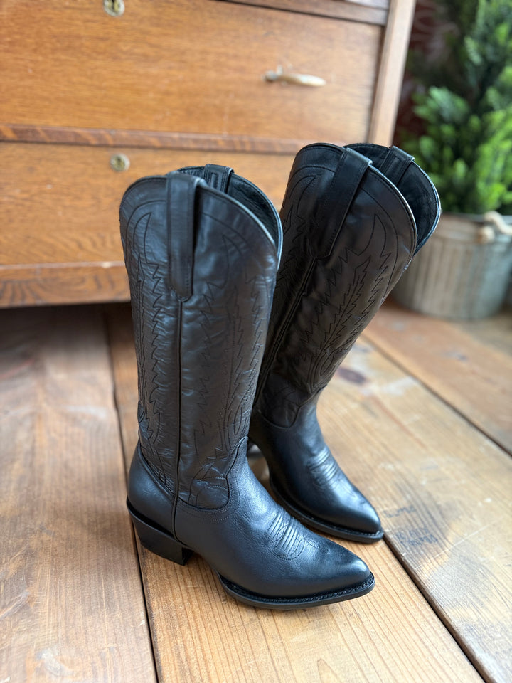 Eden from Black Star