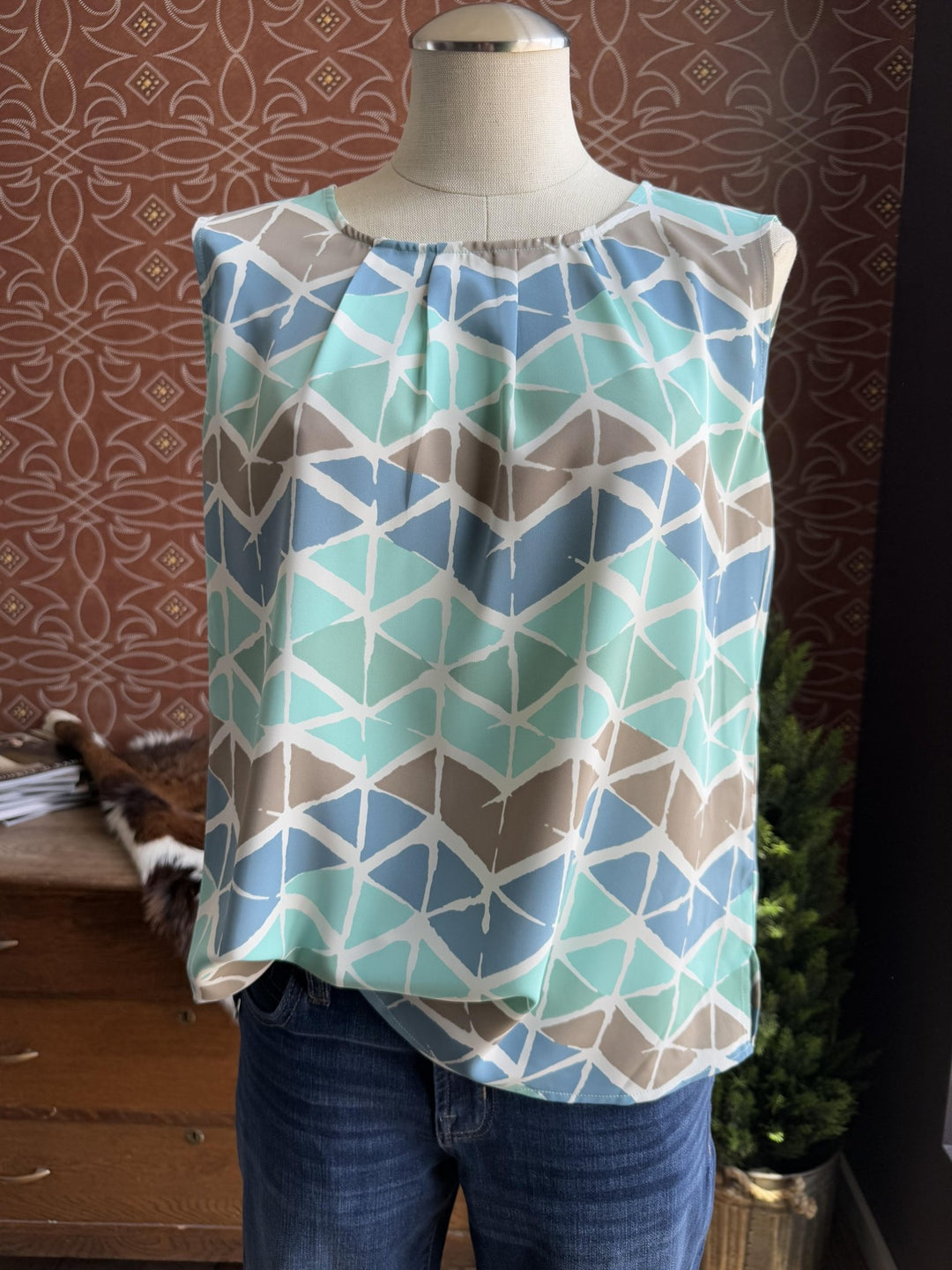 Geo Print Tank from Multiples - High Call Outfitters