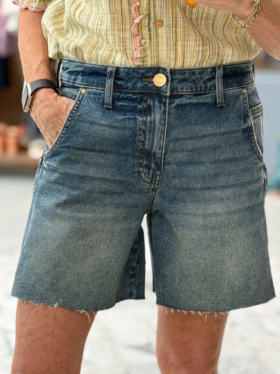Hailey Bermuda Short from Kut from the Kloth - High Call Outfitters