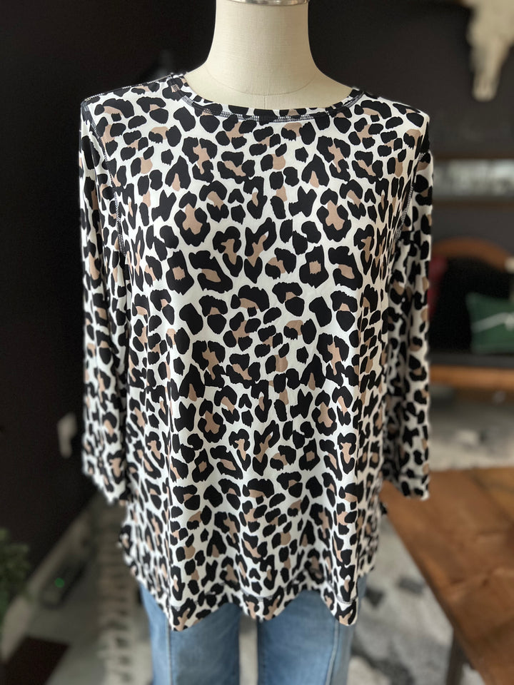 3/4 Sleeve Leopard Print Top from Multiples