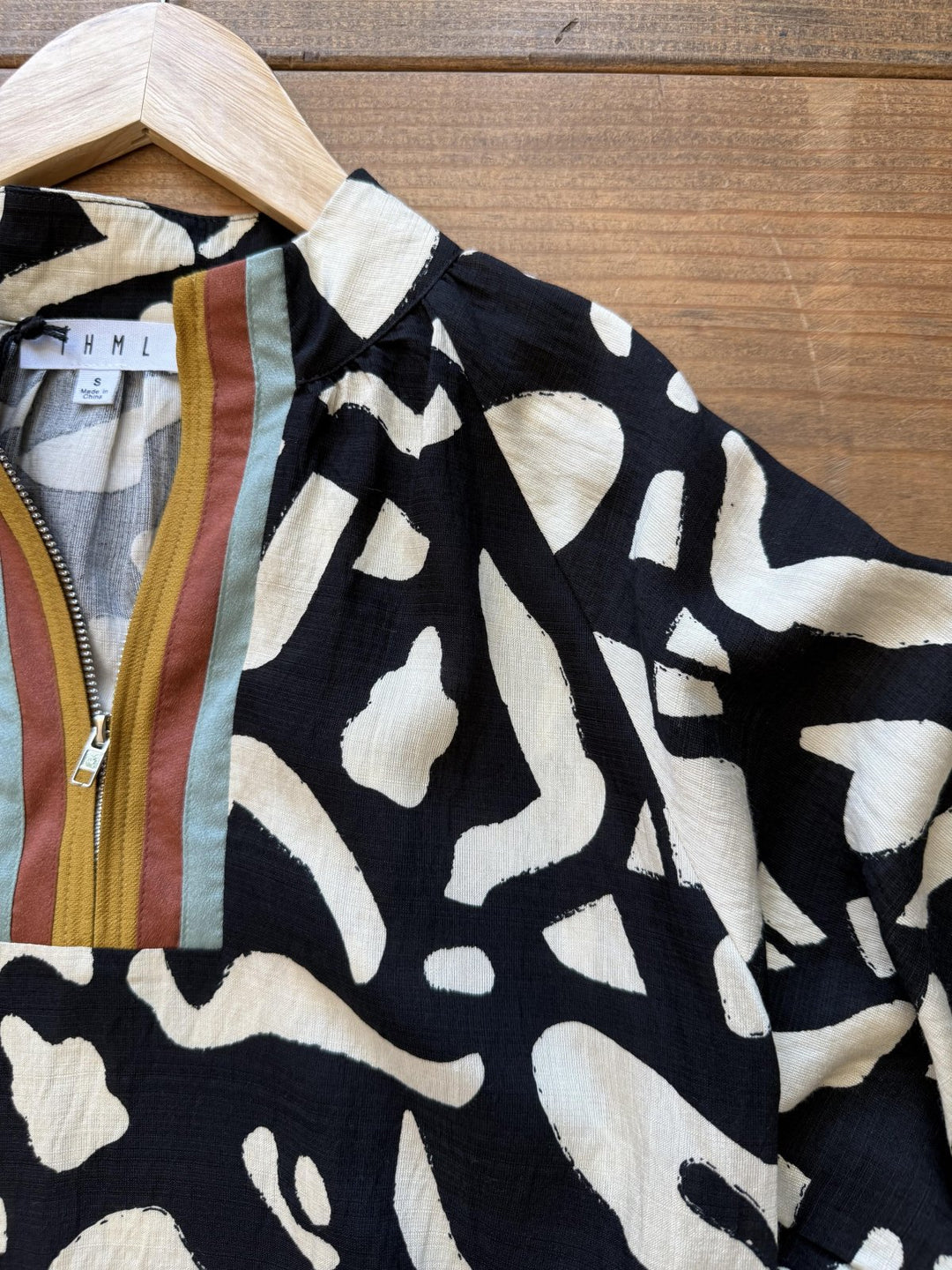 All Over Pattern 1/4 Zip Front Top