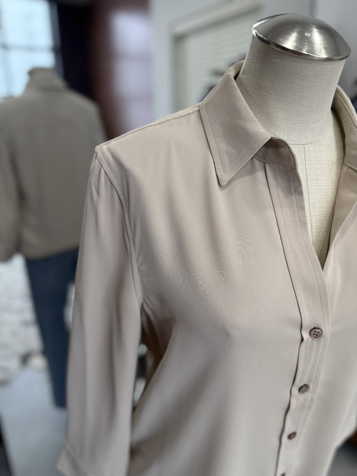 Solid Classic Fit Stretch Shirt