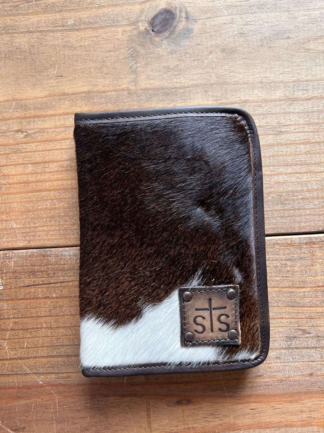 Hair On Magnetic Wallet from StS