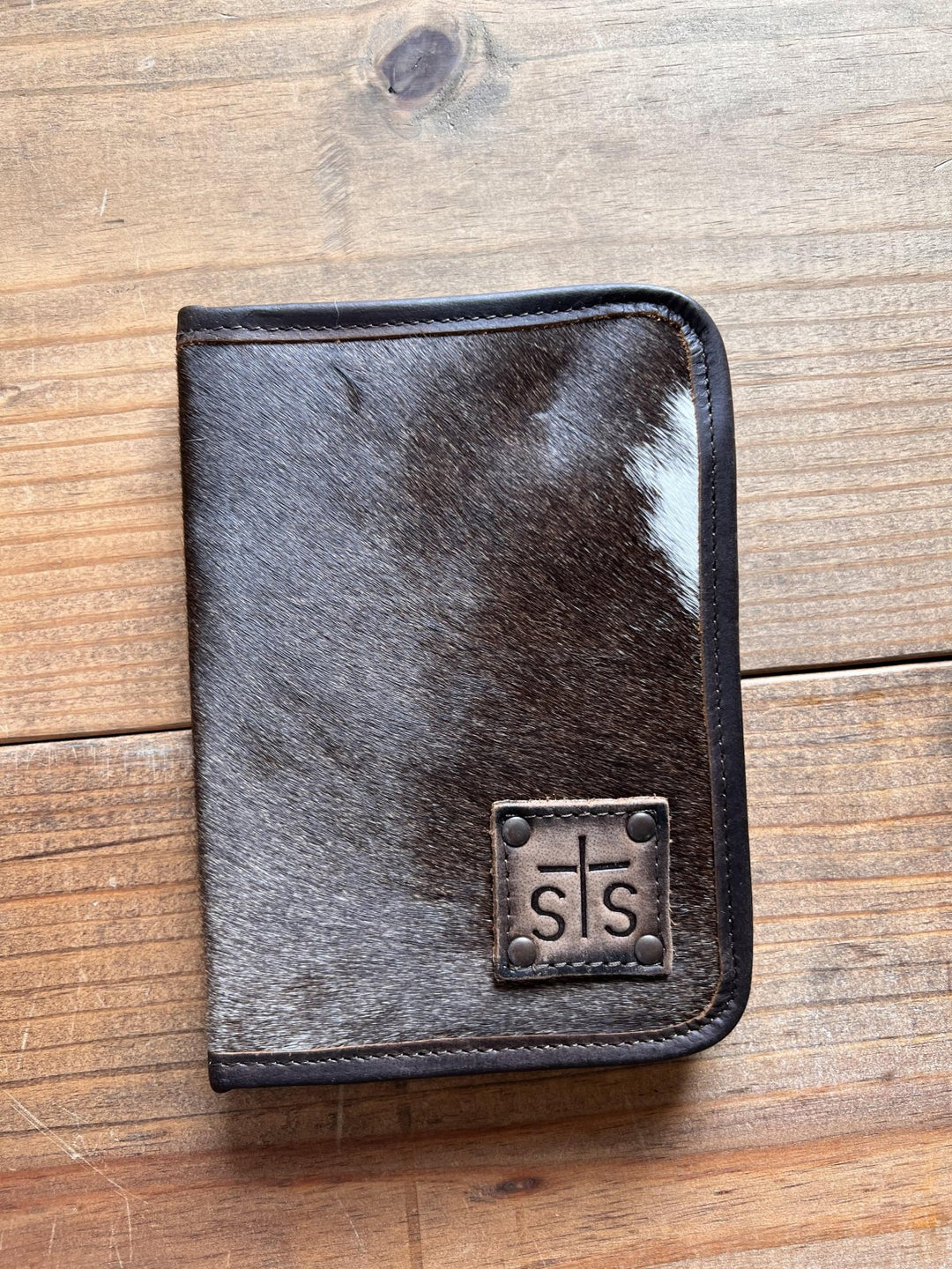 Hair On Magnetic Wallet from StS