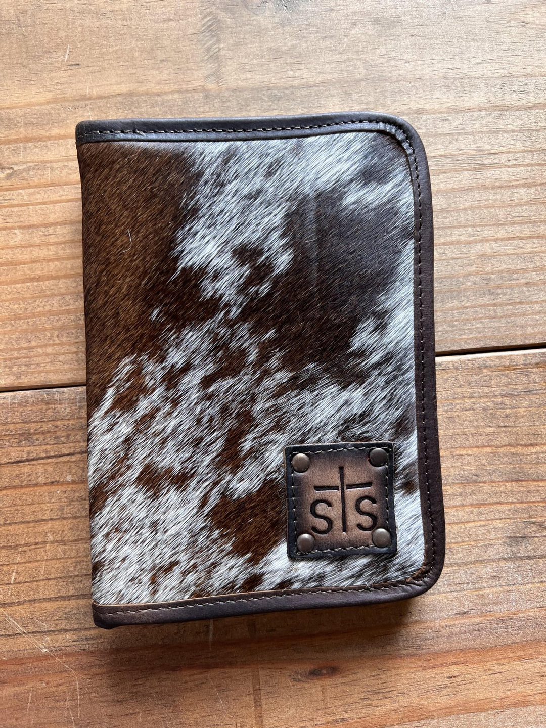 Hair On Magnetic Wallet from StS
