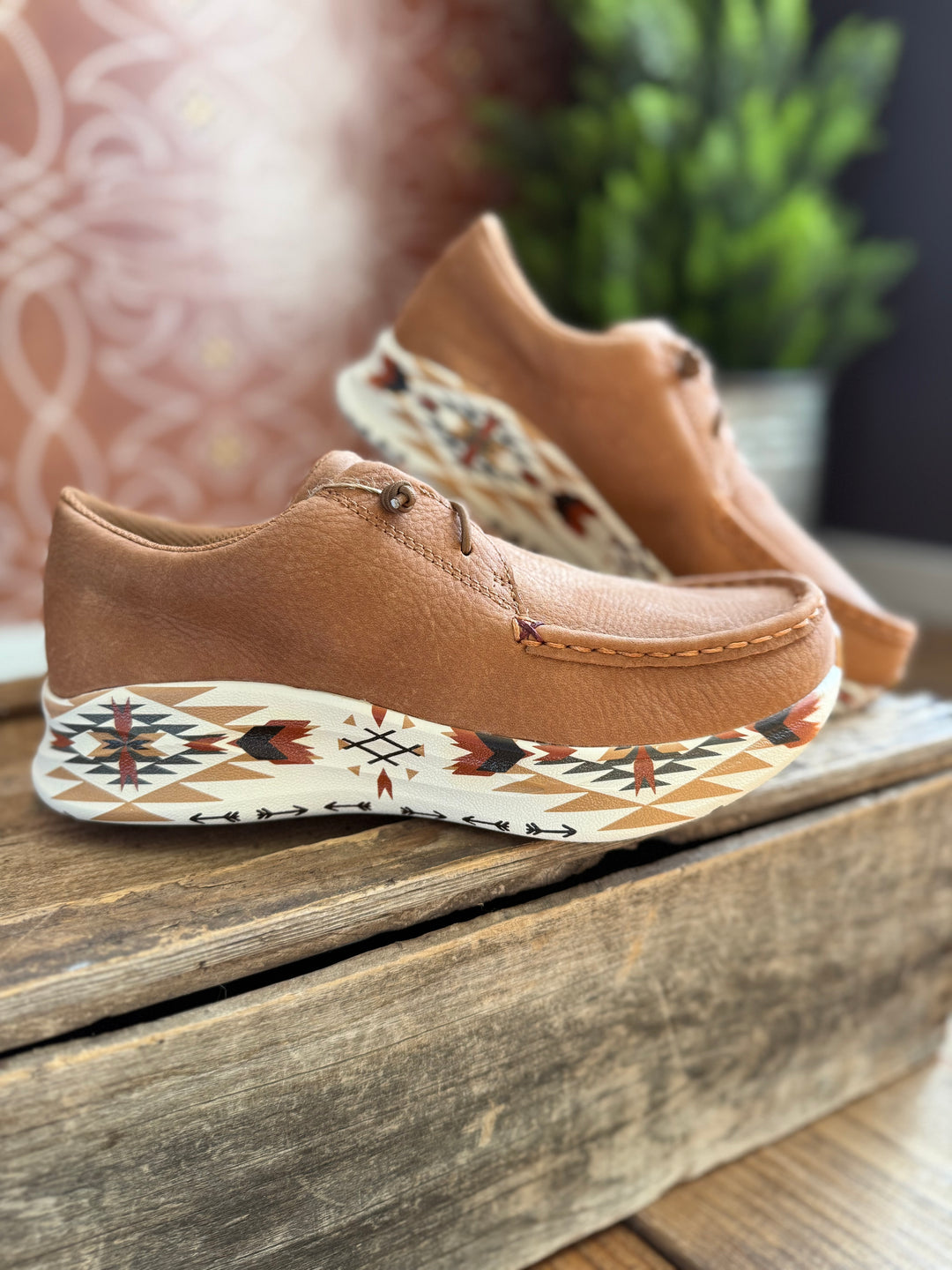 Feather X Aztec Casual from Twisted X