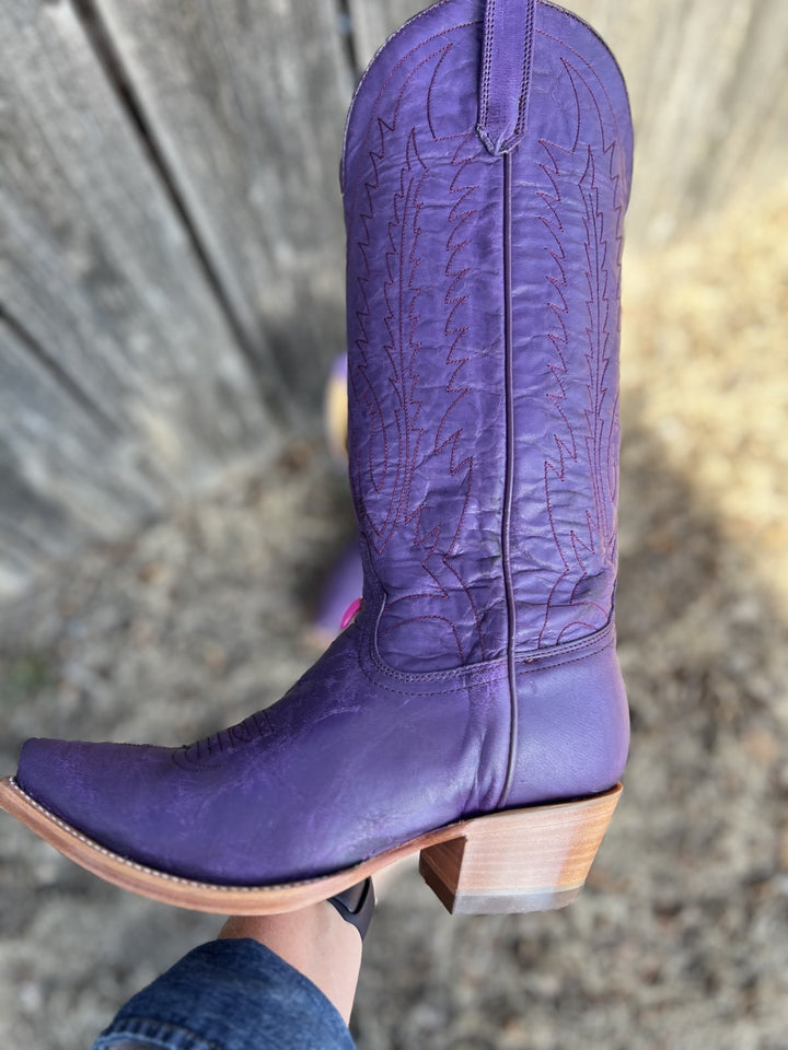 Victoria from Black Star - High Call Outfitters