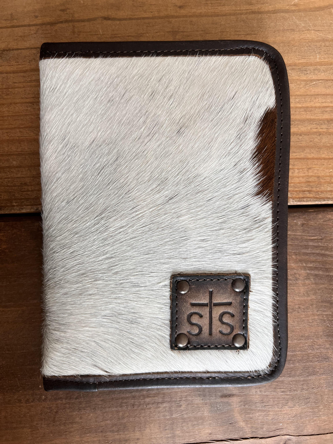 Hair On Magnetic Wallet from StS
