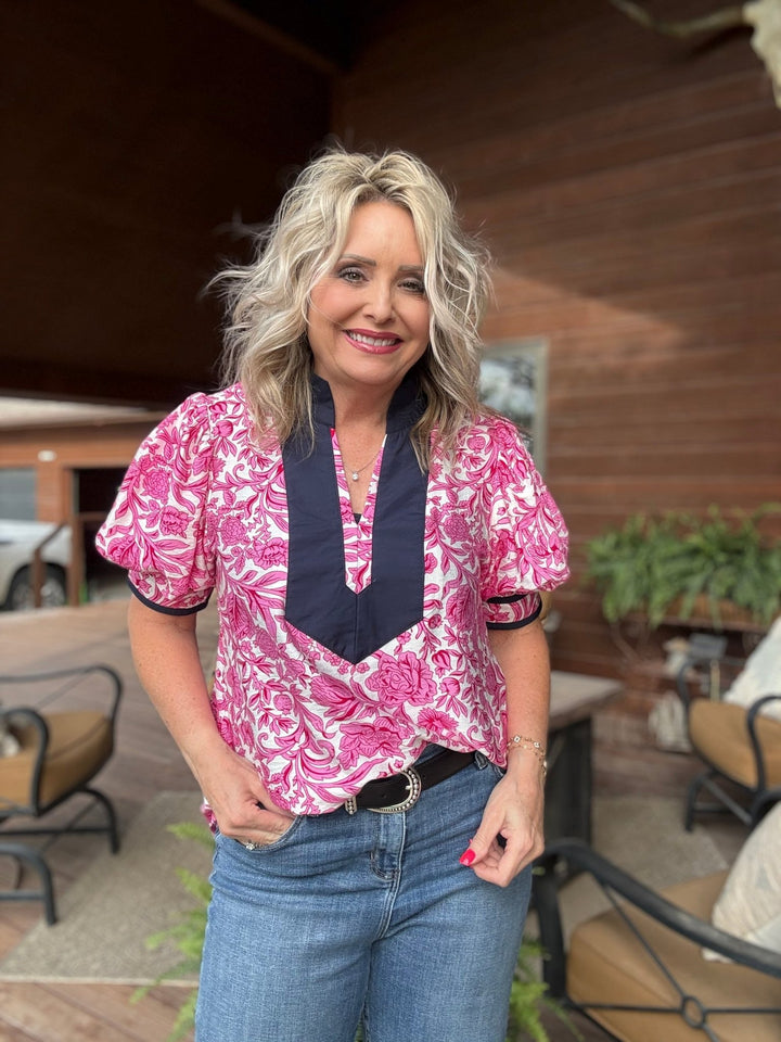Contrast Collar Print Top - High Call Outfitters