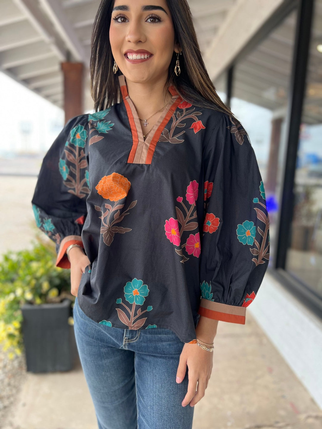 Contrast Trim Floral Print Top - High Call Outfitters