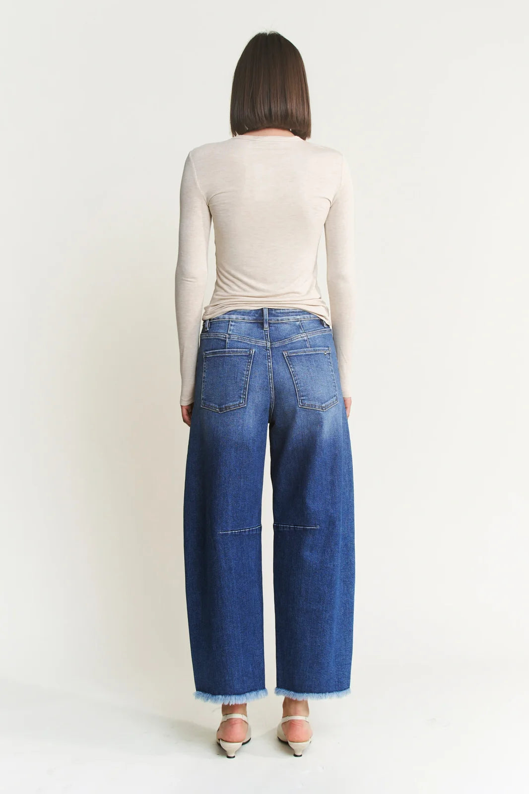 Ankle Barrel Leg Denim from Mica