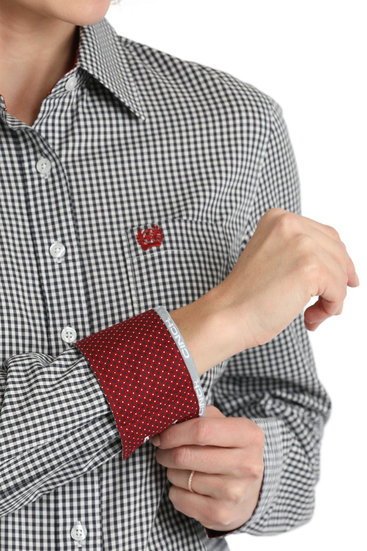Classic Fit Woven from Cinch