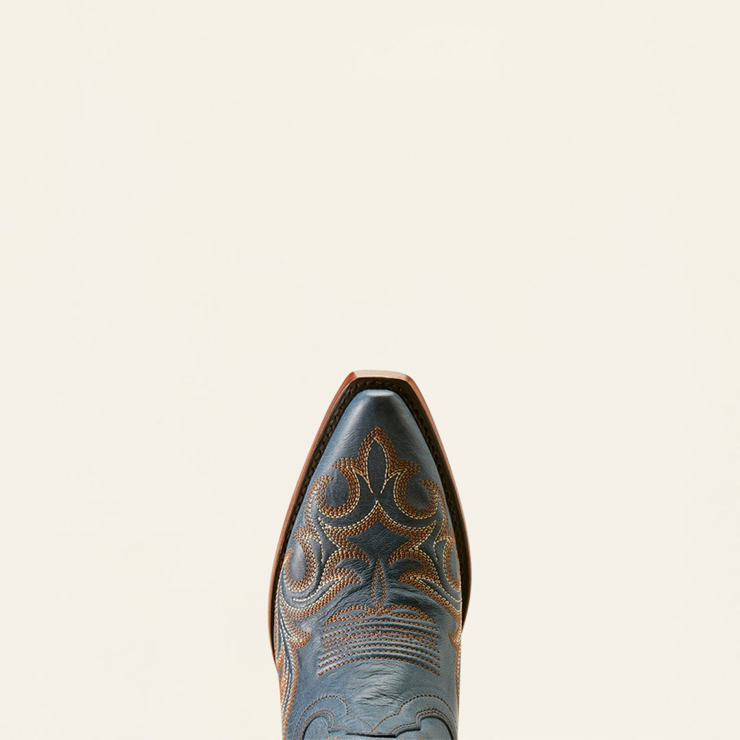Hazen from Ariat