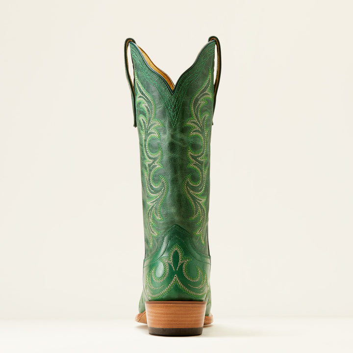 Hazen from Ariat