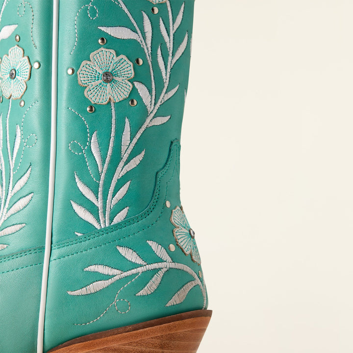 Romance from Ariat - High Call Outfitters