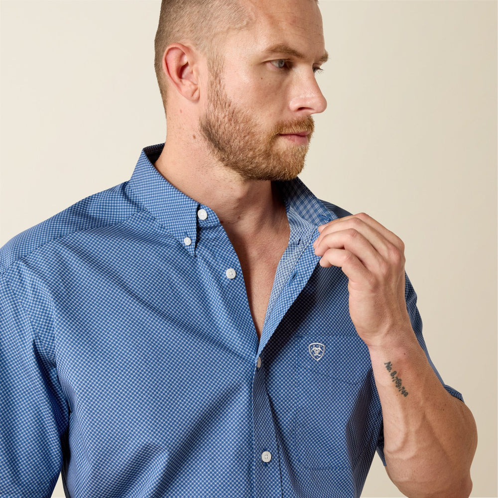 Wrinkle Free Case Shirt from Ariat - High Call Outfitters