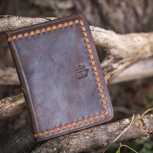 Catalina Croc Magnetic Wallet from StS Ranch