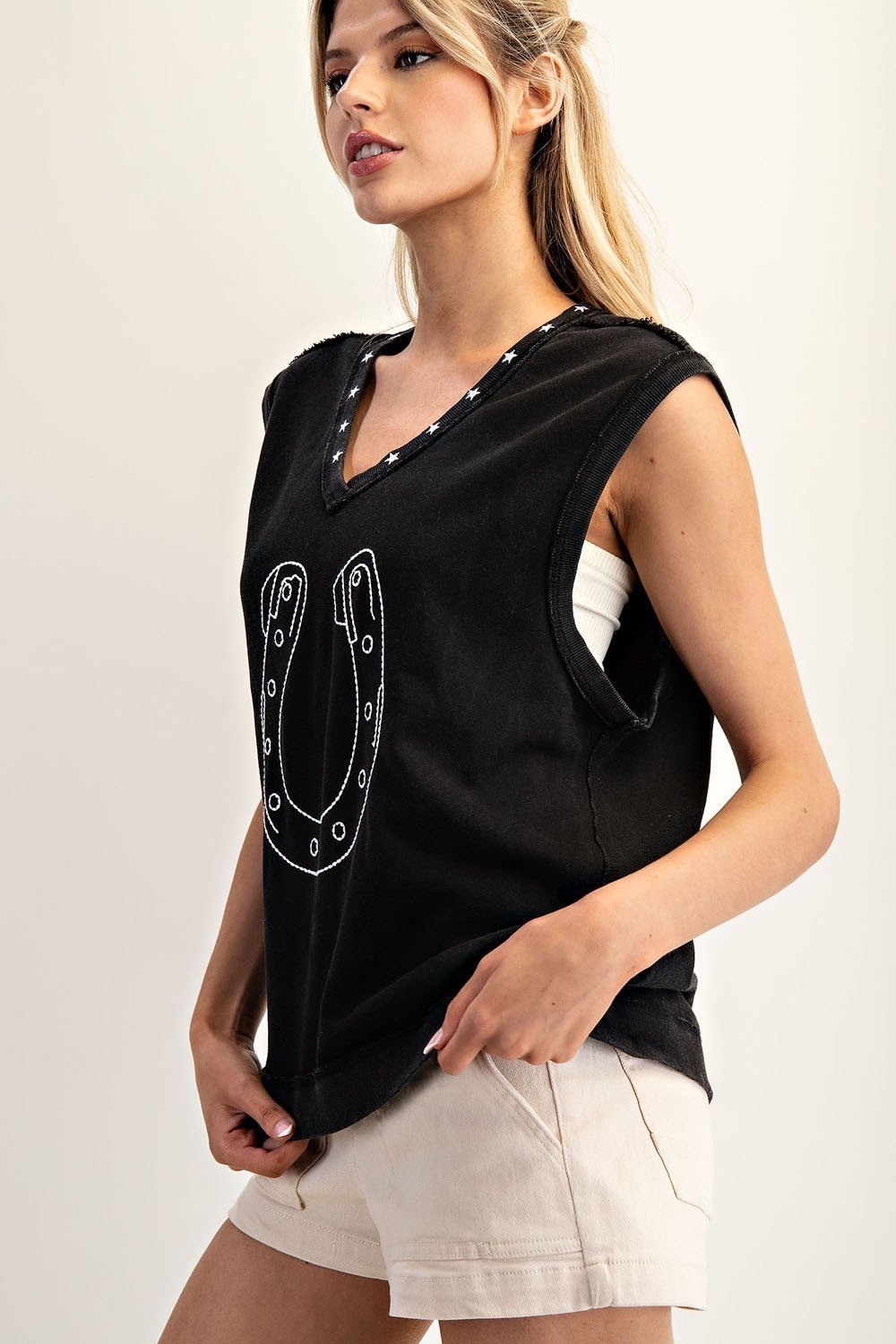 Horseshoe Sleeveless Top - High Call Outfitters