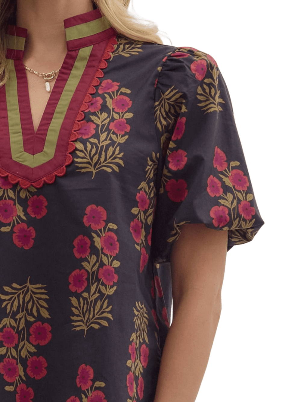 Floral Bouquet Contrast Trim Top - High Call Outfitters