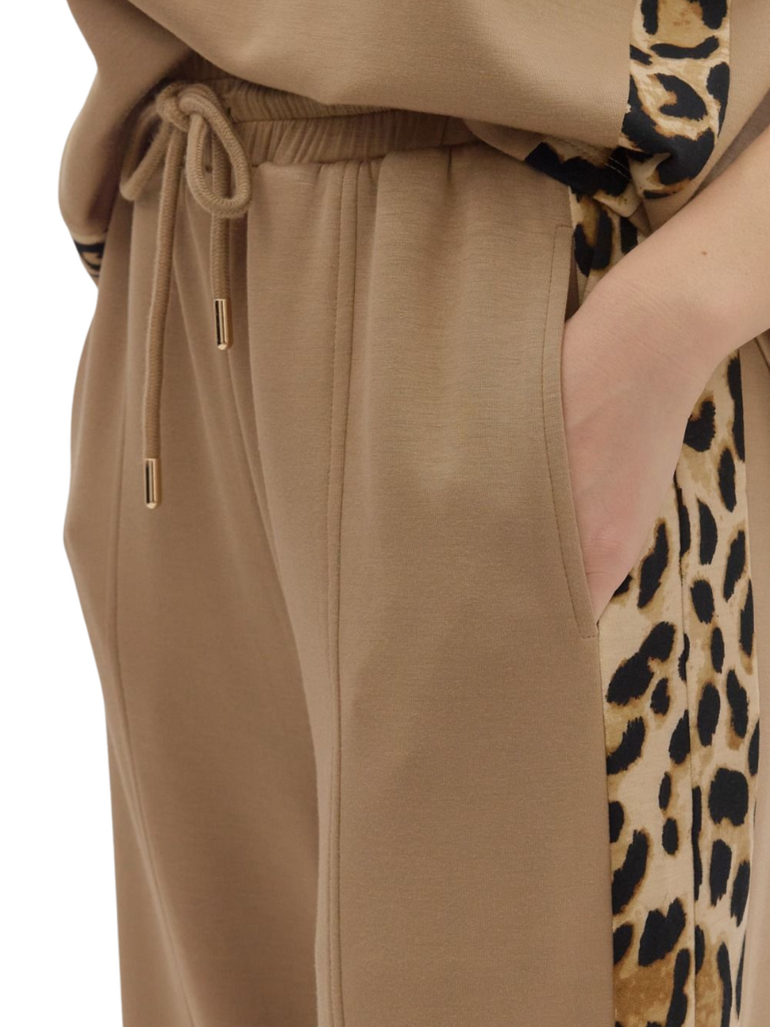 Leopard Trim Pull On Pant