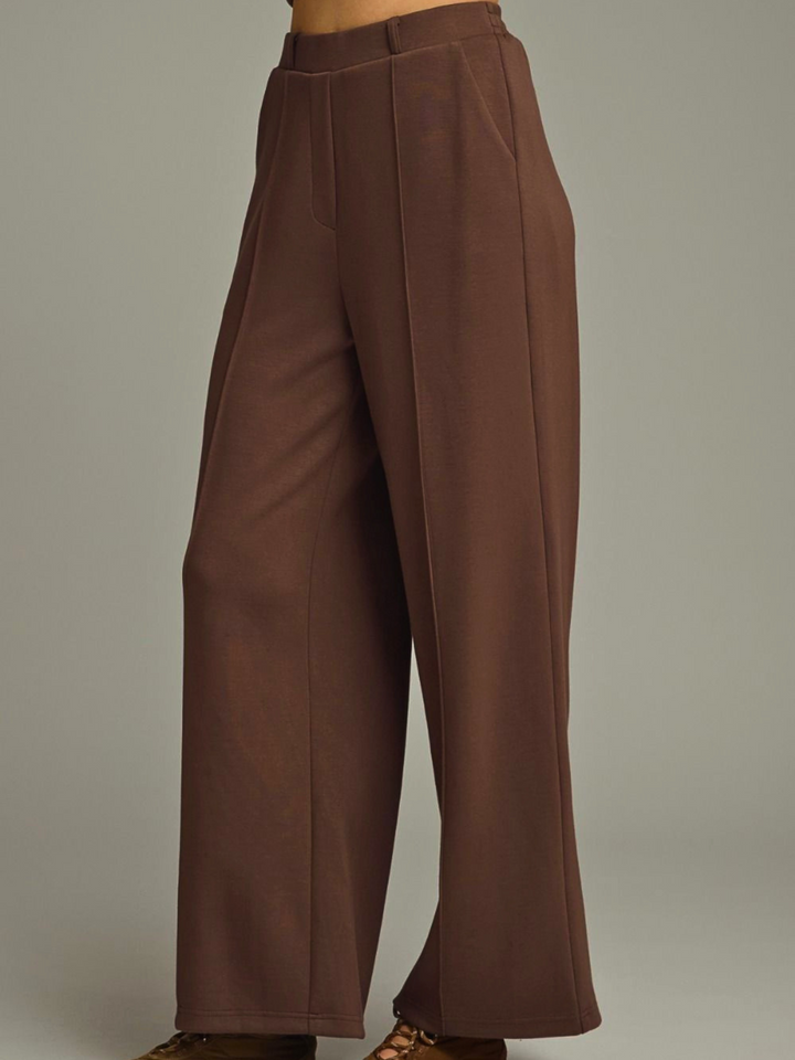 Seam Front Knit Pant