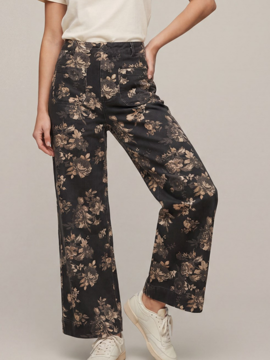 Antique Floral Print Ankle Pant